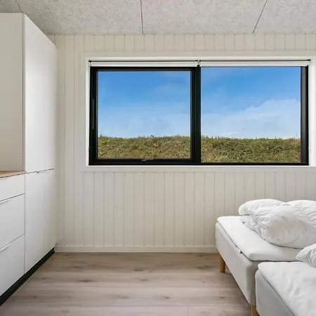 Nice In With House Sea View Børkop